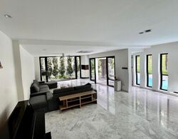Lorong Kismis (D21), Terrace #625971021